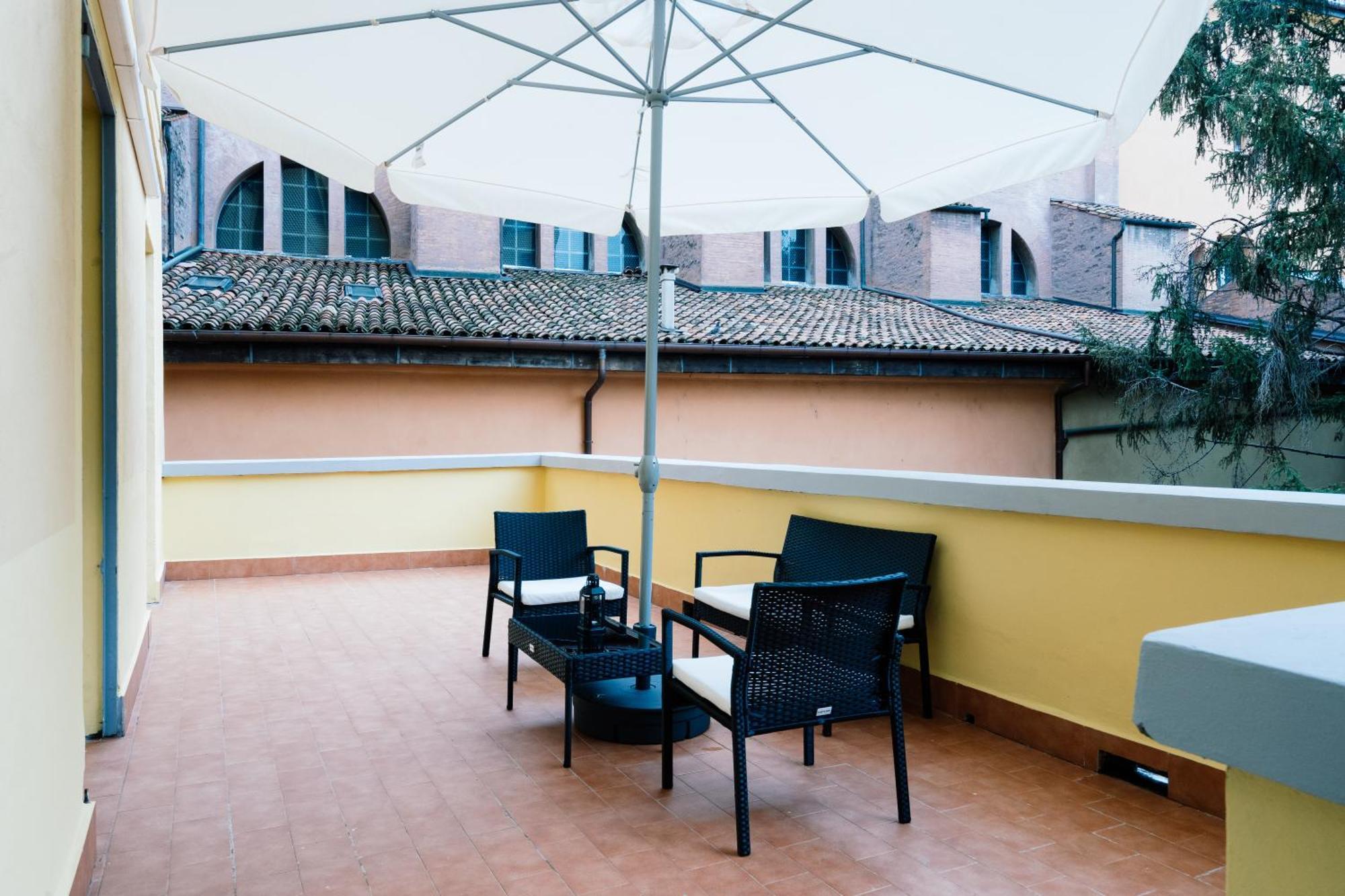 Indipendenza Mansion City Centre Bologna Exterior photo