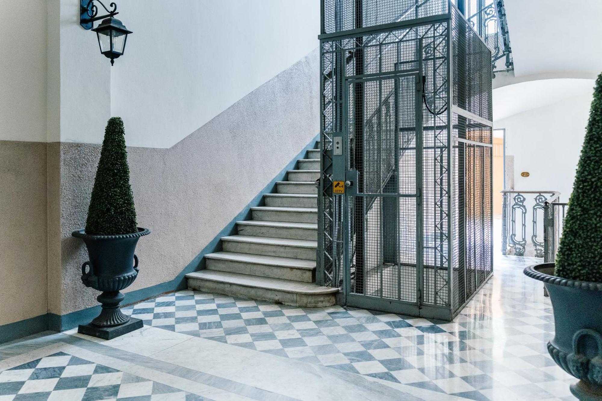 Indipendenza Mansion City Centre Bologna Exterior photo